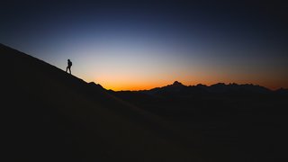 neom-uqAUg1zvMXQ-unsplash