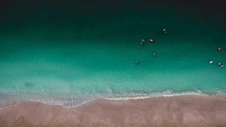 cy-sirok-beach-in-tigertail-court