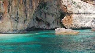 kazden-cattapan-forMsOsa_Ng-unsplash